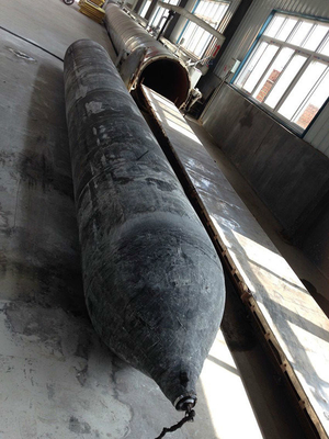 압력 0.05-0.25 MPA 해상 고무 에어백 두께 6mm-20mm 층 4-9 중량 건설 설계