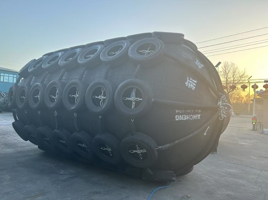 Pneumatic Marine Fenders 3.3x6.5m 자연 고무 요코하마 디자인