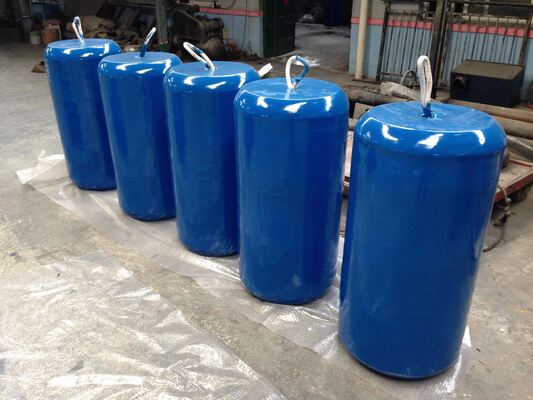 24개월 기간 폼 충전 펜더 D3.0m X L5.0m 변형 60% 내구성이 뛰어난 해양 부두 보호 솔루션