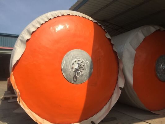 24개월 기간 폼 충전 펜더 D3.0m X L5.0m 변형 60% 내구성이 뛰어난 해양 부두 보호 솔루션