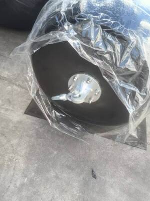 24개월 기간 폼 충전 펜더 D3.0m X L5.0m 변형 60% 내구성이 뛰어난 해양 부두 보호 솔루션